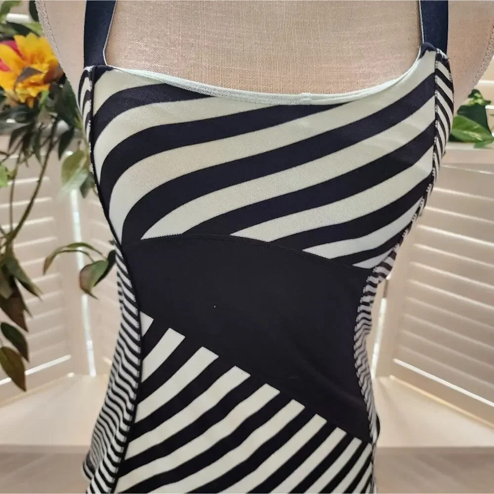 LULULEMON GREEN AND BLUE STRIPE TANK SIZE 6